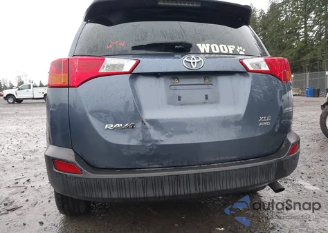 2014 Toyota Rav4 Xle z USA, uszkodzony, nr VIN JTMRFREV8ED050806